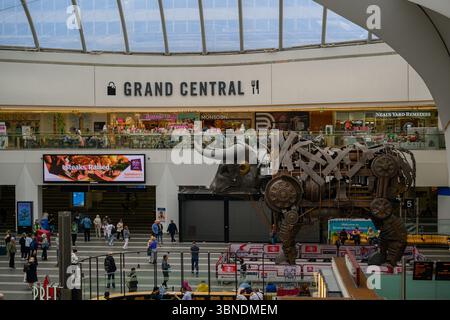 Ozzy the Birmingham Bull im Grand Central Einkaufszentrum, Birmingham, England Stockfoto