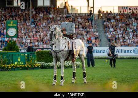 Aachen, Deutschland. Juli 2025. Traditioneller spanischer Reiter Eroeffnungsfeier im Rahmen des CHIO Aachen 2025, Reitsport, CHIO Aachen, 2025, 01.07.2025 Foto: Eibner-Pressefoto/J. Derondeau Credit: dpa/Alamy Live News Stockfoto