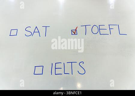 Englischunterricht. Das Sprachlernkonzept und das Bildungskonzept. Stockfoto