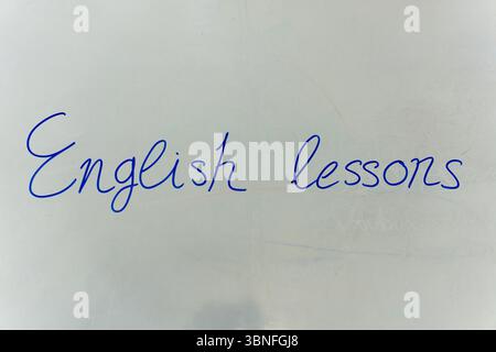 Englischunterricht. Das Sprachlernkonzept und das Bildungskonzept. Stockfoto