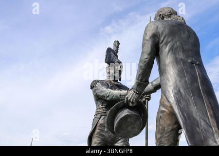 Clarksville, Indiana USA 8. Mai 2022: Lewis and Clark Statue an den Falls of the Ohio State Park in Clarksville, Indiana Stockfoto