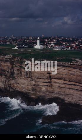 Australien. Sydney. Dunbar Head. Aus der Vogelperspektive mit dem Macquarie Lighthouse. Stockfoto