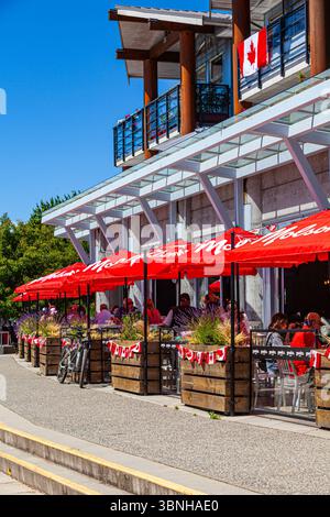 Waterfront Pub am Canada Day in Steveston British Columbia Stockfoto