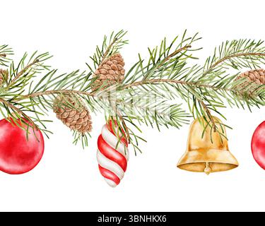 Horizontaler Weihnachtsrand mit roten Kugeln, Süßigkeiten, Tannenzapfen und goldener Glocke. Aquarell festliche Dekoration mit immergrünen Zweigen für ca. Stockfoto