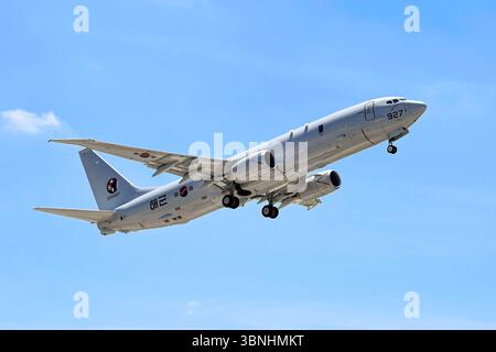 Seoul, SÜDKOREA. Juli 2025. 3. Juli 2025-Seoul, Südkorea-Südkoreanische Marine P-8A Poseidon Seefahrtsüberwachungsflugzeug erster Flug auf dem Militärflughafen in Pohang, Südkorea. Das Militär sagte am Montag, dass es Gespräche mit den Vereinigten Staaten über Möglichkeiten zur Unterstützung der Überwachung führt, da die Navy nach einem tödlichen Absturz letzte Woche rund ein Dutzend Patrouillenflugzeuge mit Sicherheitsmaßnahmen am Boden festlegte. (Kreditbild: © Verteidigungsministerium via ZUMA Press Wire) NUR REDAKTIONELLE VERWENDUNG! Nicht für kommerzielle ZWECKE! Stockfoto