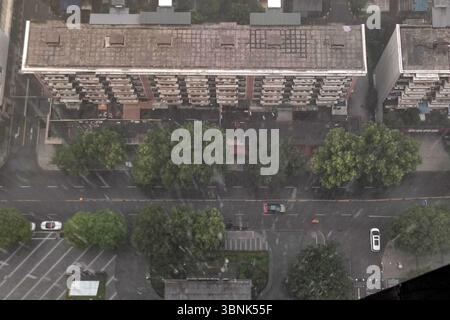 CHENGDU, CHINA - 3. JULI 2025 - Regensturm in Chengdu, Provinz Sichuan, China am 3. Juli 2025. Stockfoto