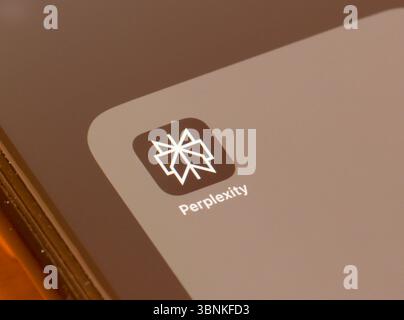 Perplexity AI oder Artifical Intelligence App auf einem Smartphone-Bildschirm Stockfoto