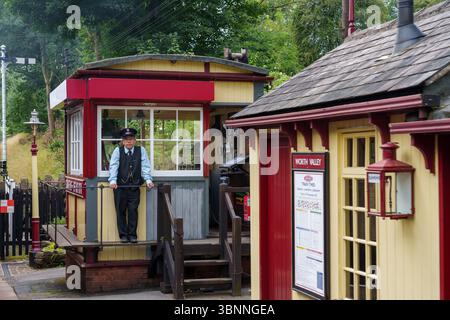 Die Signalsteuerung am Bahnhof Damems an der Keighley und Worth Valley Railway. Stockfoto