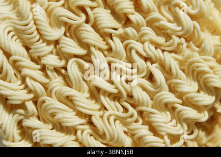 Instant Nudeln Hintergrund, rohes Essen. Instant-Vermicelli. Stockfoto