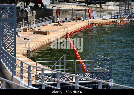 Paris, Frankreich. Juli 2025. Illustrative Fotos des Badegebietes Paris Plage am Pont Marie, in Paris, am 3. Juli 2025 - 03/07/2025 - Frankreich/Paris - Julien Mattia/Le Pictorium Credit: LE PICTORIUM/Alamy Live News Stockfoto