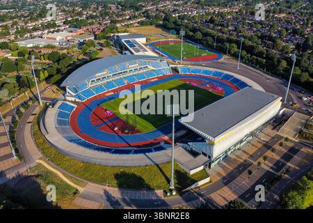 Perry Barr, Birmingham, Großbritannien. Juli 2025. Allgemeine Luftaufnahme des Alexander-Stadions in Perry Barr in Birmingham, Großbritannien. Es ist das größte Leichtathletikstadion im Vereinigten Königreich und verfügt über vier Tribünen mit einer Gesamtkapazität von 000 Sitzplätzen. Am Samstag, den 2. Und Sonntag, den 3. August 2025, findet die Novuna UK Leichtathletik-Meisterschaft statt. Bildnachweis: Graham Hunt/Alamy Live News Stockfoto