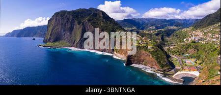 Fantastische Naturlandschaft der Insel Madeira. Luftdrohnen Panorama der wunderschönen Küste und des Strandes, Faial Dorf im nördlichen Teil. Portugal Stockfoto