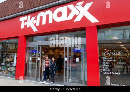 TK Maxx Shop in London England Großbritannien Stockfoto