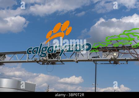 Schild für den Calgary Zoo am Eingang in Calgary, Alberta, Kanada Stockfoto