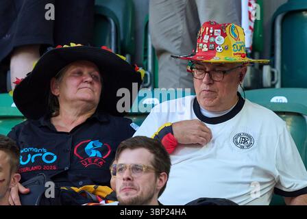 St.Gallen, Schweiz. Juli 2025. DFB-Fans beim Fußball UEFA Frauen EURO 2025 Spiel DEUTSCHLAND, Polen. , . Am 4. Juli 2025 in St.Gallen, Schweiz. Fotograf: ddp Images/STAR-Images Credit: ddp Media GmbH/Alamy Live News Stockfoto