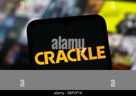 Kanada. Juli 2025. In dieser Abbildung wird das Crackle-Logo auf einem Smartphone-Bildschirm angezeigt. (Credit Image: © Thomas Fuller/SOPA Images via ZUMA Press Wire) NUR REDAKTIONELLE VERWENDUNG! Nicht für kommerzielle ZWECKE! Stockfoto