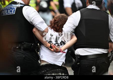 London, Großbritannien. Juli 2025. Youth Demand Pride London Protest, 6. Juli 2025, London, UK Credit: Monkey Butler Images/Alamy Live News Stockfoto