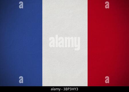 Die französische Nationalflagge zeigt ein flaches Design mit dezenter Stoffstruktur, die den gesamten Rahmen ausfüllt Stockfoto