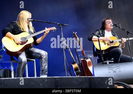 Maschine mit Uwe Hassbecker live beim Berliner Rundfunk Open Air 2025 auf der Parkbühne Wuhlheide. Berlin, 05.07.2025 Stockfoto