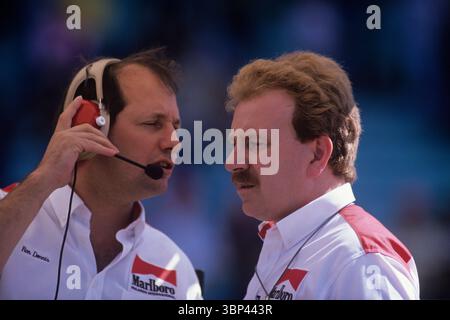 Ronald Dennis CBE F1 McLaren Team Principal portugiesischer GP 1988 Portugal geboren am 1. Juni 1947 Briten zwischen 1981 und 2009, war Ron Teamchef o Stockfoto