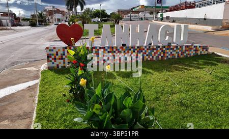 Tanhacu, bahia, brasilien - 31. Mai 2025: Zeichen der Stadt Tanhacu in Bahia. Stockfoto