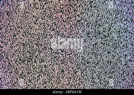 Ein unscharfes Bild eines Fernsehbildschirms mit statischer Darstellung Stockfoto
