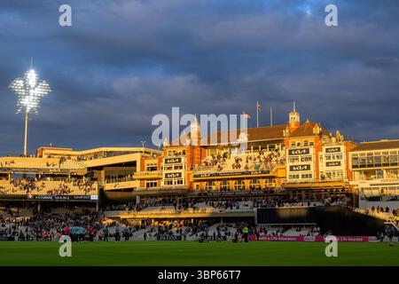 London, Großbritannien. Juli 2025. Kia Oval, London 06 Juli 2025 Allgemeine Ansicht des Kia Oval nach dem T20 Vitality Blast Spiel zwischen Surrey CCC und Essex CCC im Kia Oval in London, England (Keeran Marquis/SPP) Credit: SPP Sport Press Photo. /Alamy Live News Stockfoto