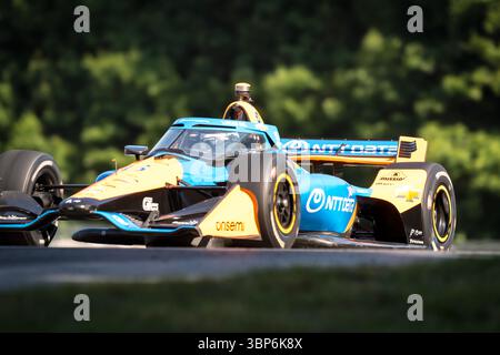 Lexington, OH USA - 06. Juli 2025: NOLAN SIEGEL (6) (USA) aus Palo Alto, KALIFORNIEN, reist während eines Trainings für den Honda Indy 200 auf dem Mid-Ohio Sports Car Course in Lexington OH durch die Kurven. Stockfoto
