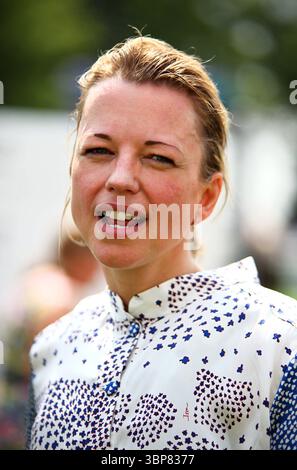 Sara Cox im Glorious Goodwood - 28. Juli 2011 Stockfoto