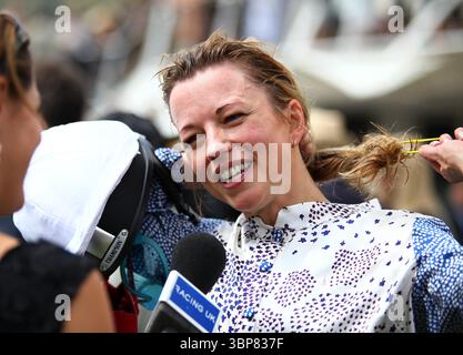 Sara Cox im Glorious Goodwood - 28. Juli 2011 Stockfoto