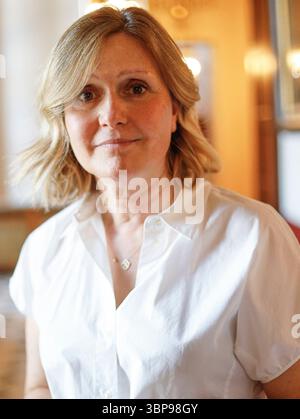 Paris, Frankreich. Juli 2025. Yael Braun Pivet, Präsident der französischen Nationalversammlung während einer Fotosession am 3. Juli 2025 in Paris. Foto: Jean-Bernard Vernier/JBV NEWS/ABACAPRESS.COM Credit: Abaca Press/Alamy Live News Stockfoto