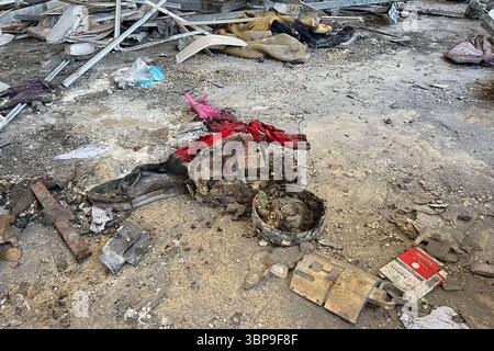 Eine Ansicht der Schäden am Rimal Klinikgebäude Eine Ansicht der Schäden am Rimal Klinikgebäude, in dem Vertriebene nach den israelischen Angriffen in Gaza-Stadt am 7. Juli 2025 untergebracht sind. Foto: Hadi Daoud apaimages Gaza-Stadt Gaza-Streifen palästinensisches Gebiet 070725 Gaza HD 008 Copyright: XapaimagesxHadixDaoudxxapaimagesx Stockfoto