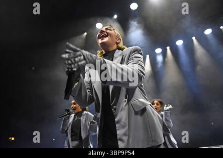 LONDON, ENGLAND - 11. MÄRZ: Self Esteem (Rebecca Lucy Taylor) tritt am 11. März 2023 im Eventim Apollo in London auf.CAP/MAR ©MAR/Capital Pictures Stockfoto