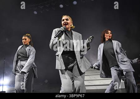 LONDON, ENGLAND - 11. MÄRZ: Self Esteem (Rebecca Lucy Taylor) tritt am 11. März 2023 im Eventim Apollo in London auf.CAP/MAR ©MAR/Capital Pictures Stockfoto