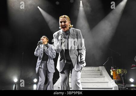 LONDON, ENGLAND - 11. MÄRZ: Self Esteem (Rebecca Lucy Taylor) tritt am 11. März 2023 im Eventim Apollo in London auf.CAP/MAR ©MAR/Capital Pictures Stockfoto