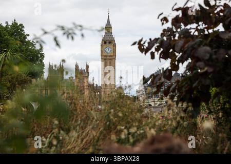 London, Großbritannien. Juli 2025. Allgemeine Ansicht der Houses of Parliament in Westminster, London. Quelle: SOPA Images Limited/Alamy Live News Stockfoto