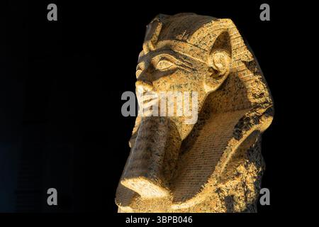 Statue von Thutmose III. Bei GEM Stockfoto