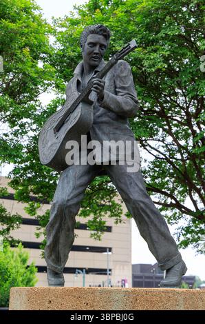 Elvis Presley Statue von Andrea Lugar in der Beale Street, Memphis Tennessee, USA Stockfoto