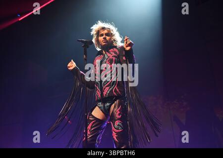 LONDON, ENGLAND - APRIL 30: Bill Kaulitz von „Tokio Hotel“ tritt am 30. April 2023 in der Indigo, O2 Arena, Greenwich auf.CAP/MAR ©MAR/Capital Pictures Stockfoto
