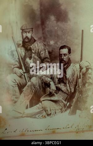 Purdey & Sons wurde 1814 gegründet, um Sportgewehre und -Gewehre sowie luxuriöse Kleidung und Accessoires zu kreieren. Stockfoto