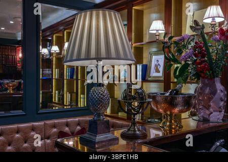 Die Cellar Bar im Alfred Dunhill's Bourdon House in Mayfair, London, Stockfoto