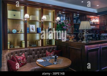Die Cellar Bar im Alfred Dunhill's Bourdon House in Mayfair, London, Stockfoto
