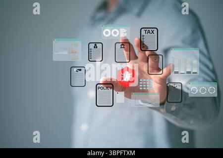 Der Geschäftsmann hält Flaoting Data Ordner sind Angriff von Malware Virus Stockfoto