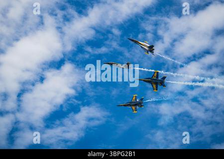 Fotos der Blue Angels, aufgenommen während der Chippewa Valley Air Show 2025 in Chippewa Falls, WI. Stockfoto