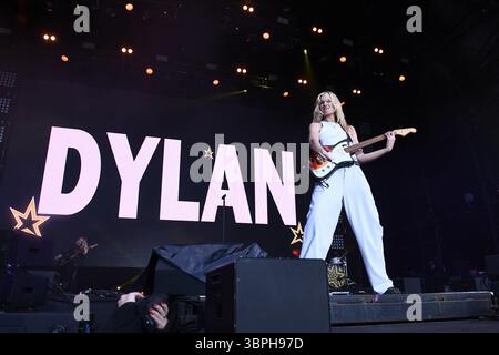 BRIGHTON, ENGLAND - 05. AUGUST: Dylan (Natasha Woods) tritt am 05. August 2023 in Brighton und Hove Pride, Preston Park auf.CAP/MAR ©MAR/Capital Pictures Stockfoto
