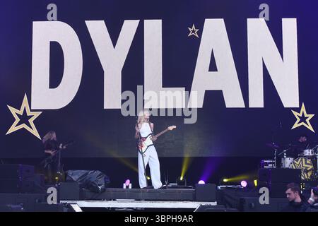 BRIGHTON, ENGLAND - 05. AUGUST: Dylan (Natasha Woods) tritt am 05. August 2023 in Brighton und Hove Pride, Preston Park auf.CAP/MAR ©MAR/Capital Pictures Stockfoto