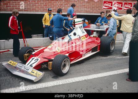 1975 – Scuderia Ferrari 312T von Niki Lauda – F1 Grand Prix von Belgien – Zolder – Original Slide Scan Stockfoto