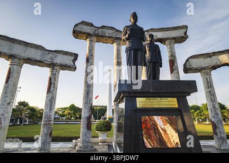 Tugu Pahlawan, das Nationaldenkmal und ein historisches Wahrzeichen in Surabaya, Heldentag, Ost-Java, Indonesien, Asien Stockfoto