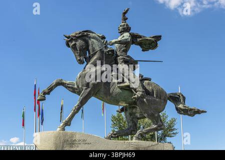 Tiraspol, Moldau 06.09.2021. Denkmal für Alexander Suworow in Tiraspol, Transnistrien oder Moldau, an einem sonnigen Sommertag, Tiraspol, Moldau, Europa Stockfoto
