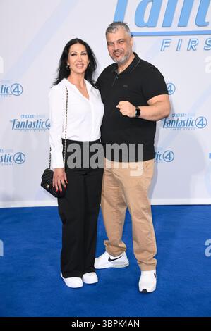 Imad Mardnli mit Ehefrau Samia Mardnli beim Fan Event zum Kinofilm 'die fantastischen vier: Erste Schritte' im das Center. Berlin, 08.07.2025 Stockfoto
